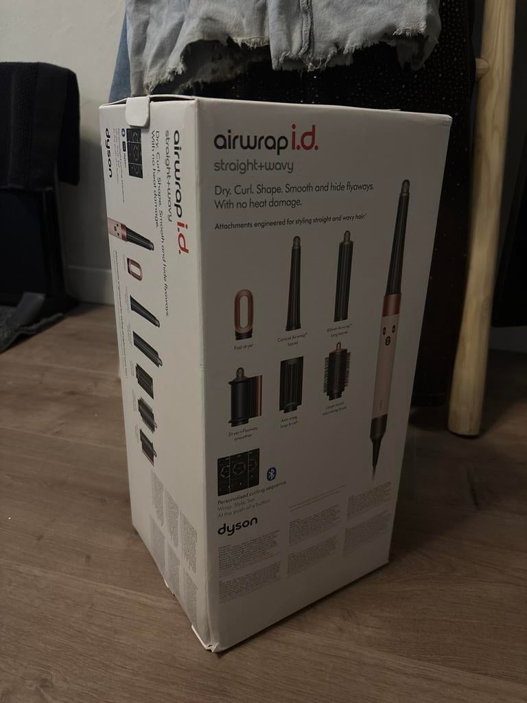 Dyson Airwrap i.d. Straight+Wavy Styler inclusief bon, Ophalen of Verzenden, Zo goed als nieuw, Krultang of Stijltang