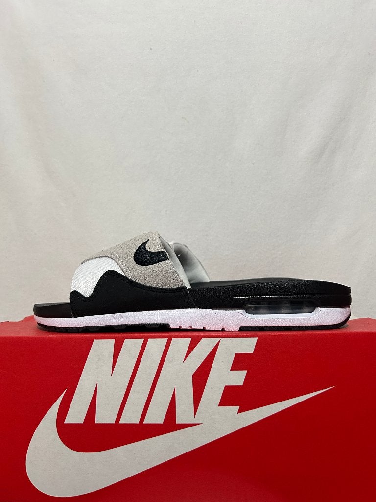 NIEUW! Maat 46 - Nike Air Max 1 Slide Black White, Kleding | Heren, Schoenen, Slippers, Zwart, Nike, Nieuw
