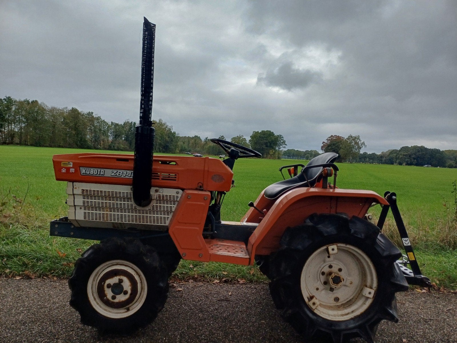 Mini trekker Kubota met toebehoren, Overige merken, Gebruikt, Tot 2500, Ophalen of Verzenden
