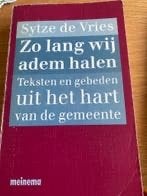 12) Zolang wij adem halen, Boeken, Ophalen of Verzenden, Zo goed als nieuw, Sytze de Vries, Christendom | Katholiek