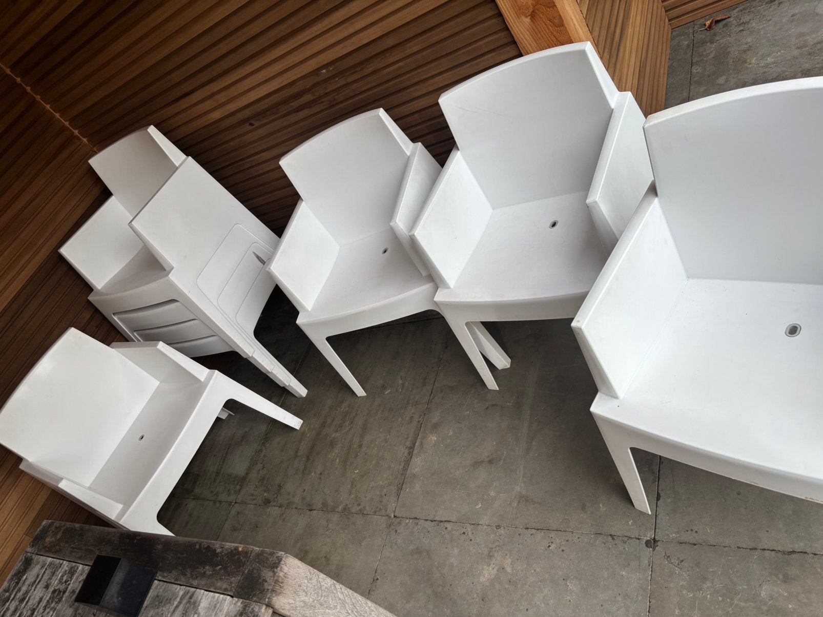 8 Witte mooie opstabelbare siestal tuinstoelen, Ophalen, Gebruikt, Kunststof