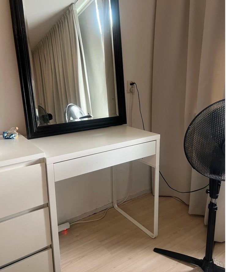 Gratis ikea micke bureau, Ophalen, Gebruikt, 50 tot 100 cm, Minder dan 100 cm