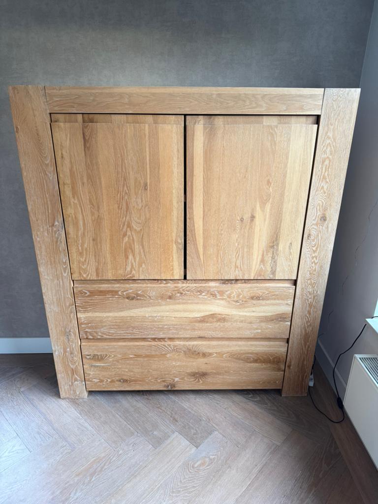 Eiken kast, Ophalen, Zo goed als nieuw, 25 tot 50 cm, 150 tot 200 cm
