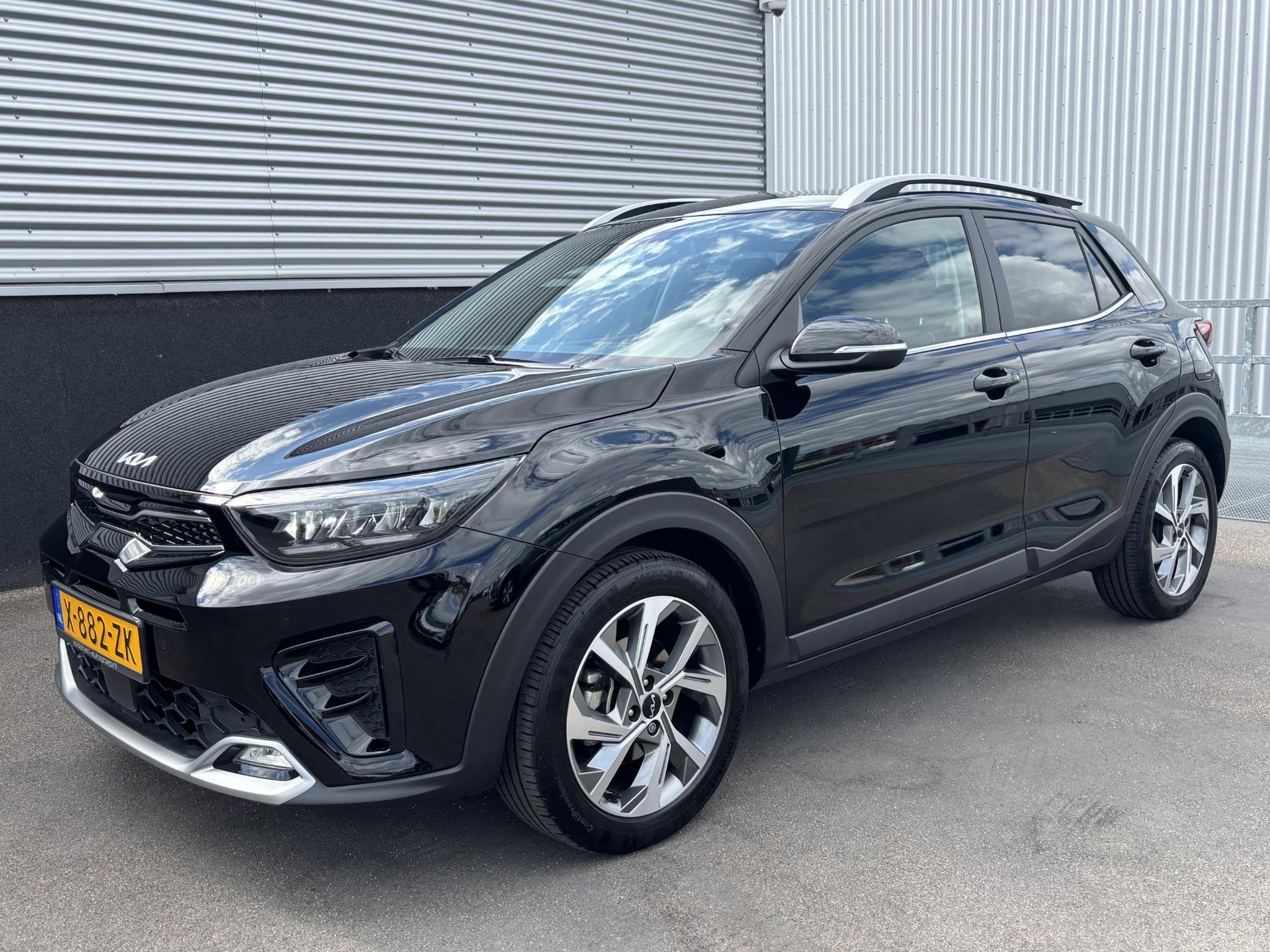Kia Stonic 1.0 T-GDi MHEV GT-PlusLine Schuif/kanteldak, Dode, Auto's, Voorwielaandrijving, Dealer onderhouden, Gebruikt, Euro 6