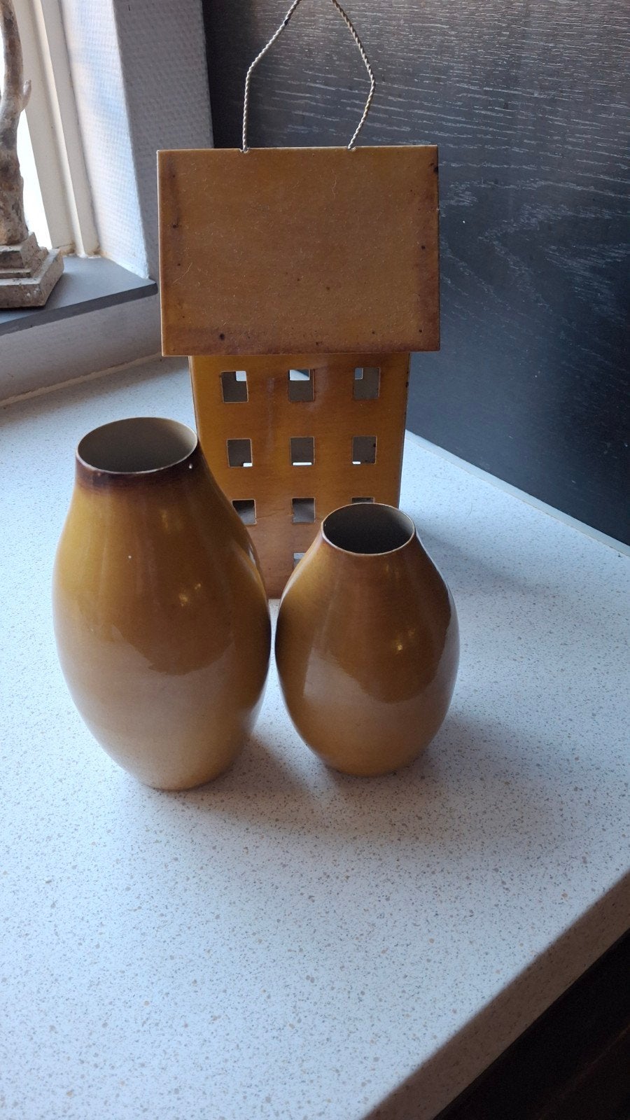 Decoratief huisje met vazen - Gezellige sfeermaker, Ophalen, Zo goed als nieuw, Bruin