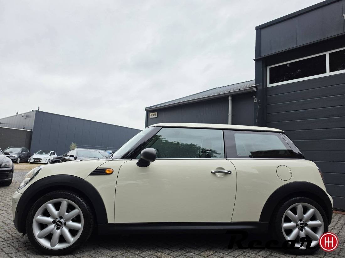 Mini 3-Deurs - 1.6 One Pepper/Airco/121Dk/6Bak/Mooi, Auto's, Mini, Euro 5, 4 cilinders, Wit, Bedrijf