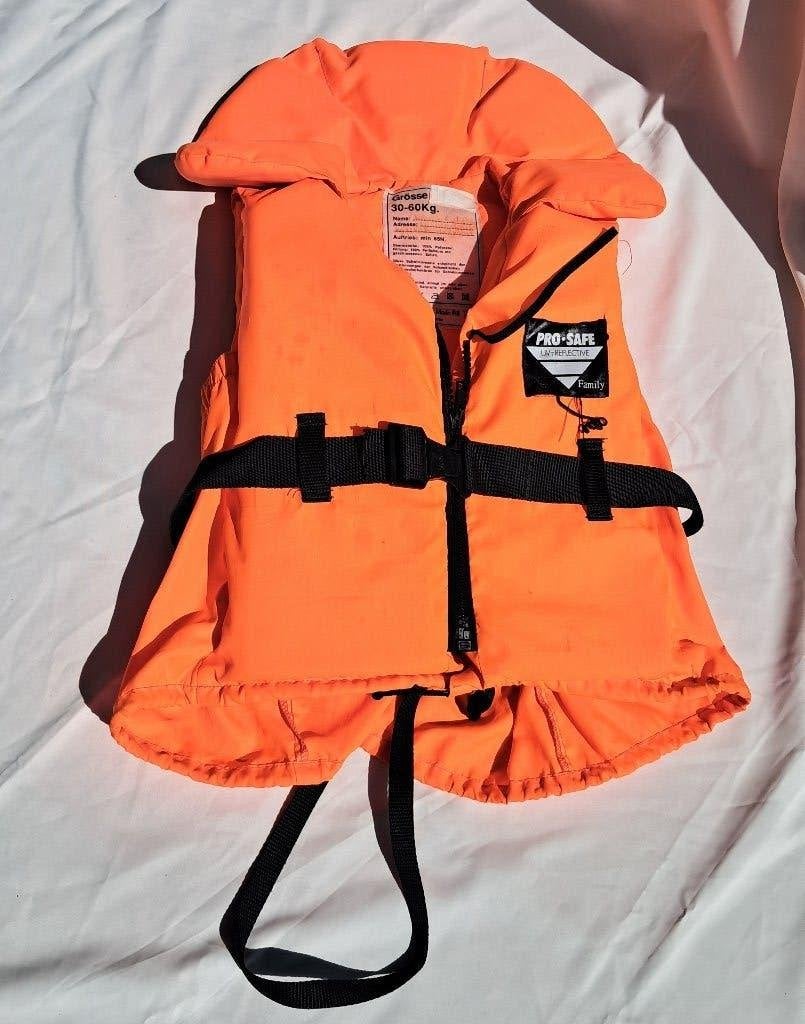 zwemvest 30-60 kg  65 N, Ophalen, Kind, Onbekend, Zo goed als nieuw