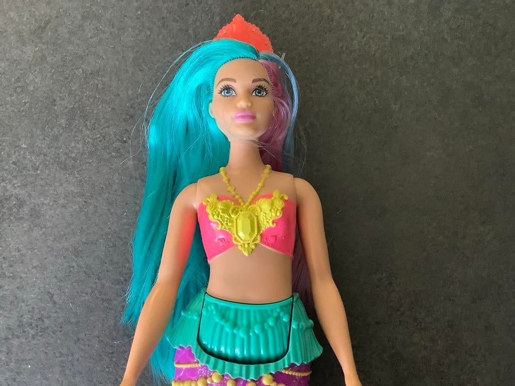 Barbie Zeemeermin met kleurrijk haar en staart, Ophalen of Verzenden, Zo goed als nieuw, Barbie