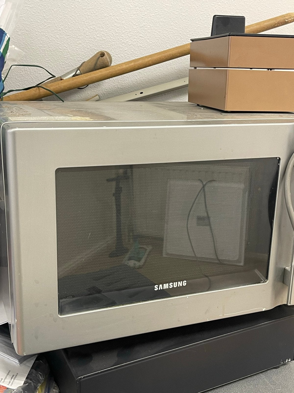 Samsung Combimagnetron - Zilverkleurig, Ophalen, Combimagnetron, Gebruikt, Grill