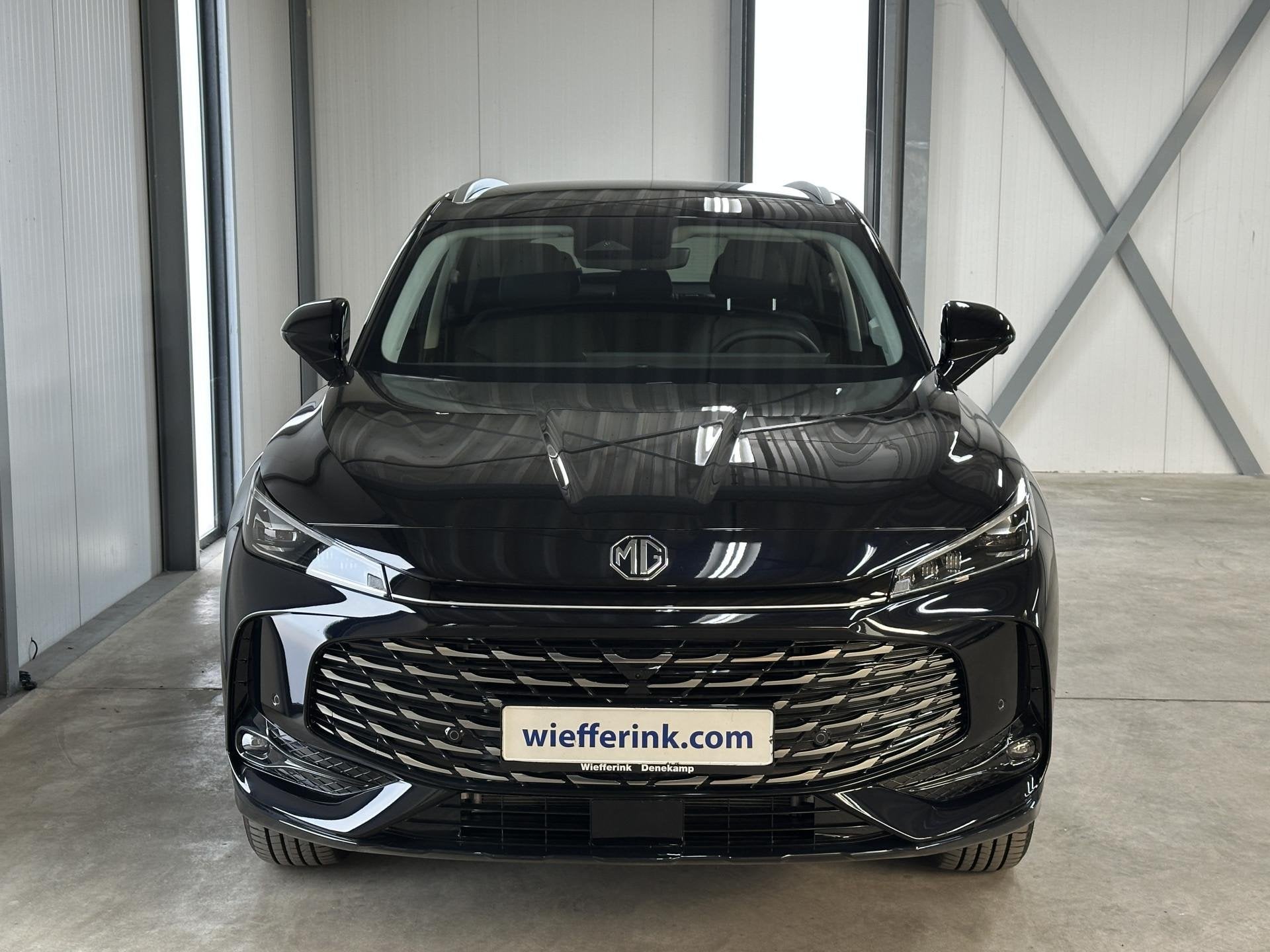 MG MG HS PHEV 1.5 Luxury | Leder | Apple Carplay/Android Aut, Auto's, 12 maanden, Gebruikt, Zwart, 4 cilinders