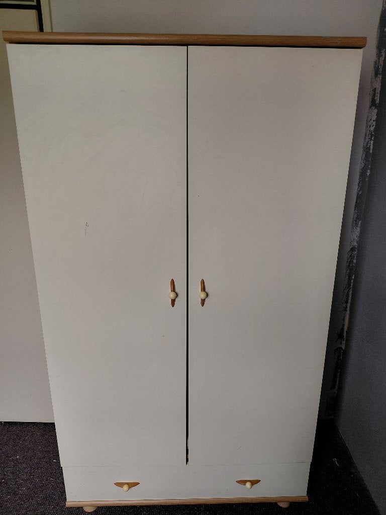 Kledingkast kinderkamer gratis op te halen, Huis en Inrichting, Kasten | Kledingkasten, Gebruikt, 100 tot 150 cm, 150 tot 200 cm