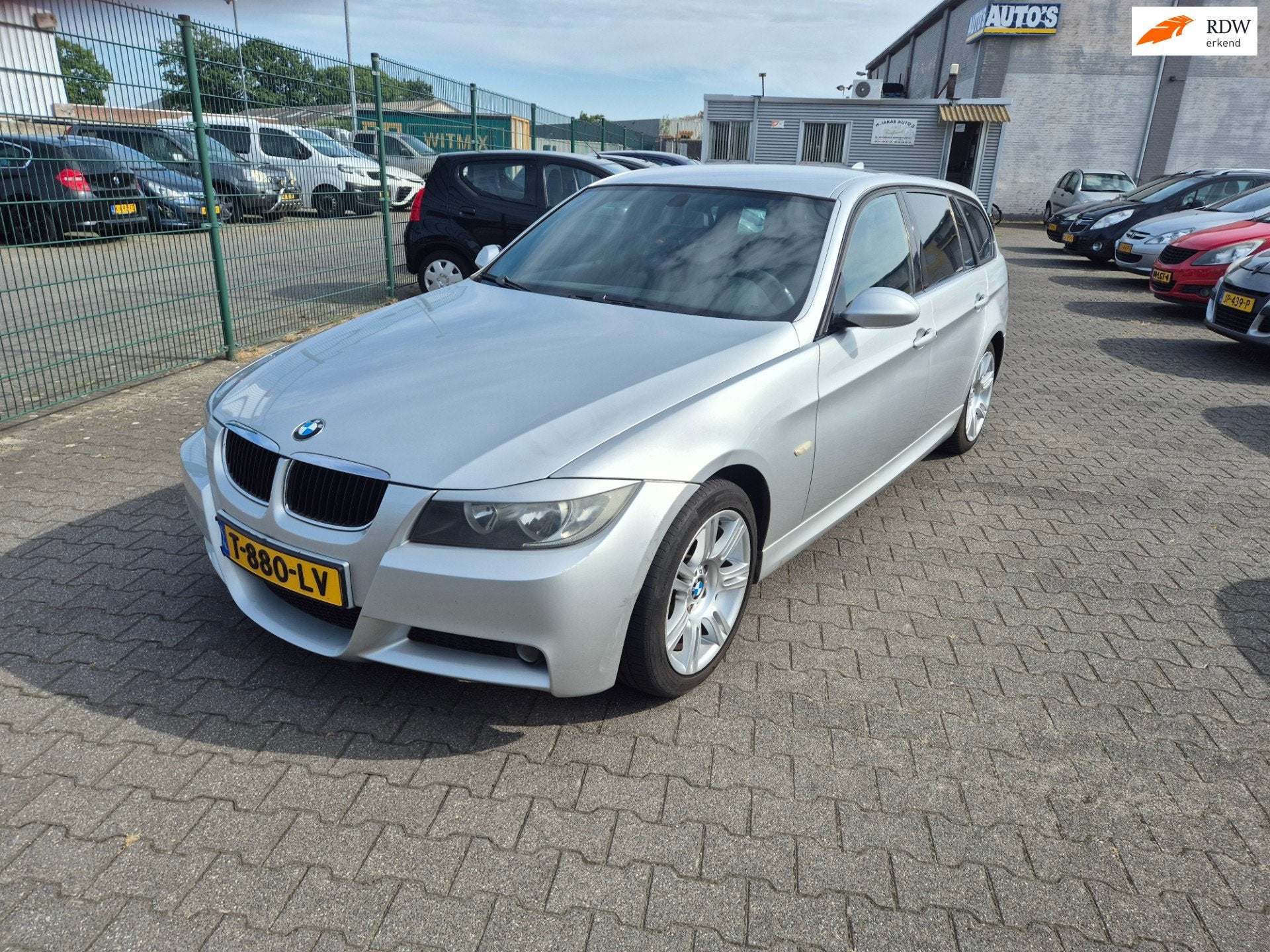 BMW 3-serie Touring BMW 3-serie Touring 318i, Auto's, BMW, Achterwielaandrijving, Zwart, Handgeschakeld, 1405 kg