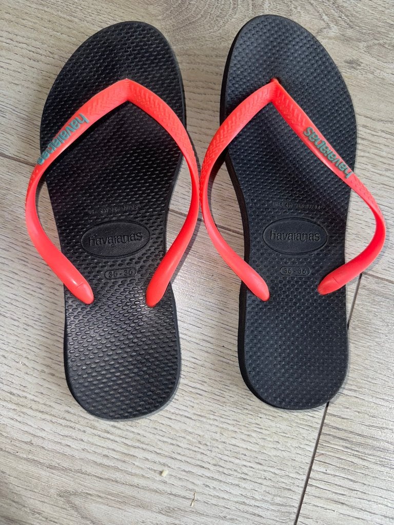 Havaianas slippers teenslippers zwart roze 35 36 (eu 37 38), Gebruikt, Meisje, Overige typen, Ophalen of Verzenden
