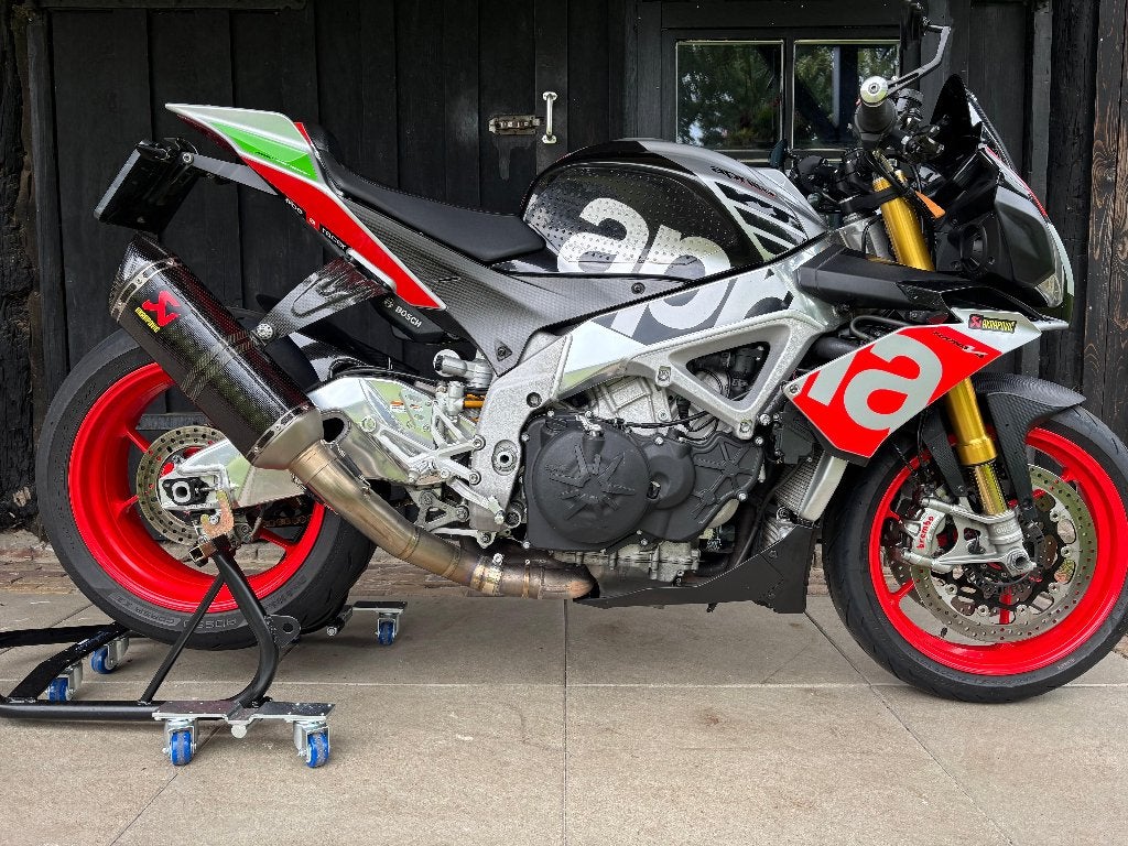 Aprilia Tuono V4 1100 Factory – 2018 | 14.000 km | TOPKLEUR, 4 cilinders, Motorrijbewijs A, Gebruikt, Particulier