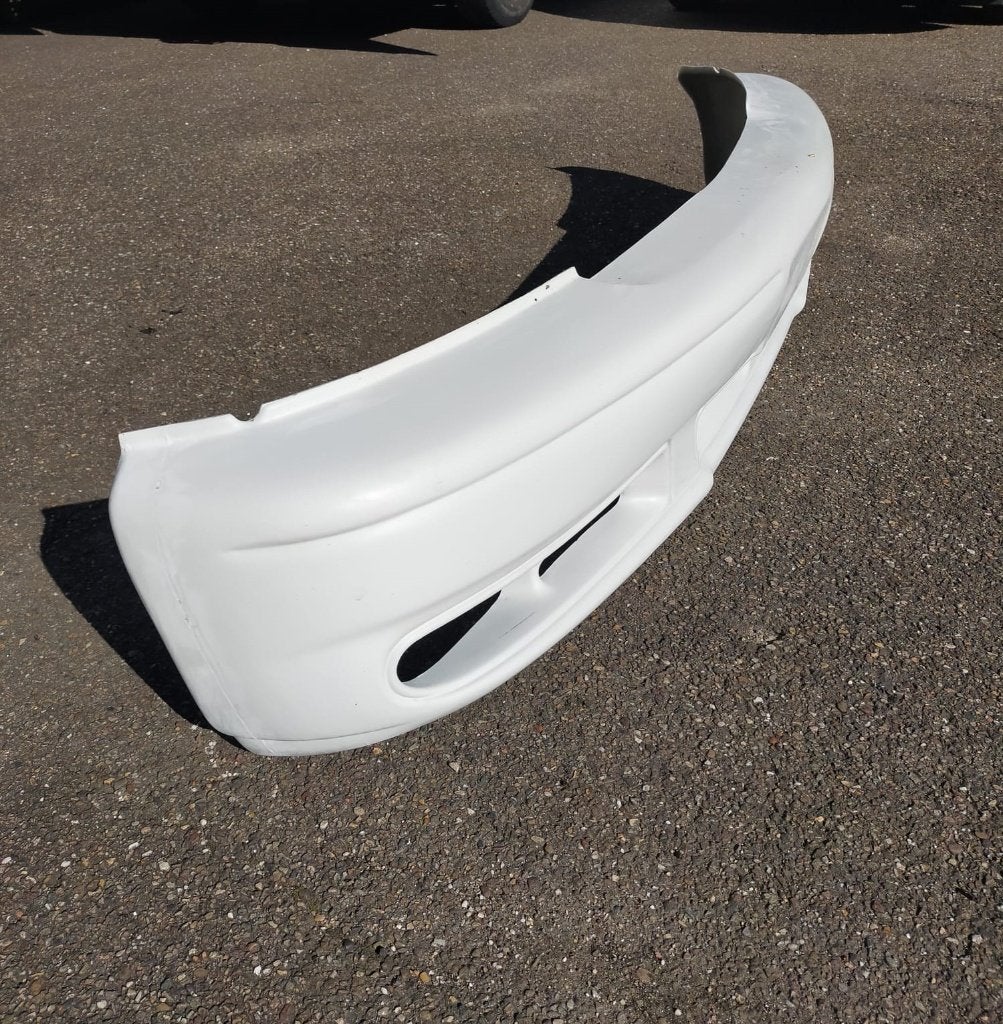 Bumper Covers voor -en achter. Chevrolet Express '96-'02, Ophalen, Nieuw