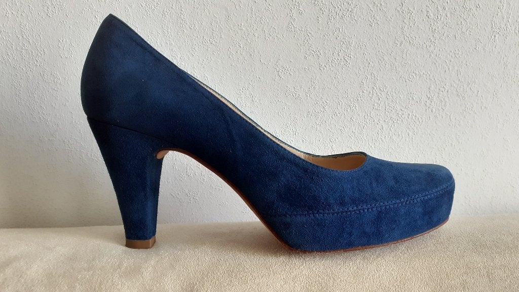 Unisa. Suède pumps. Blauw. 100% leer. Mt. 38, Pumps, Blauw, Ophalen of Verzenden, Zo goed als nieuw