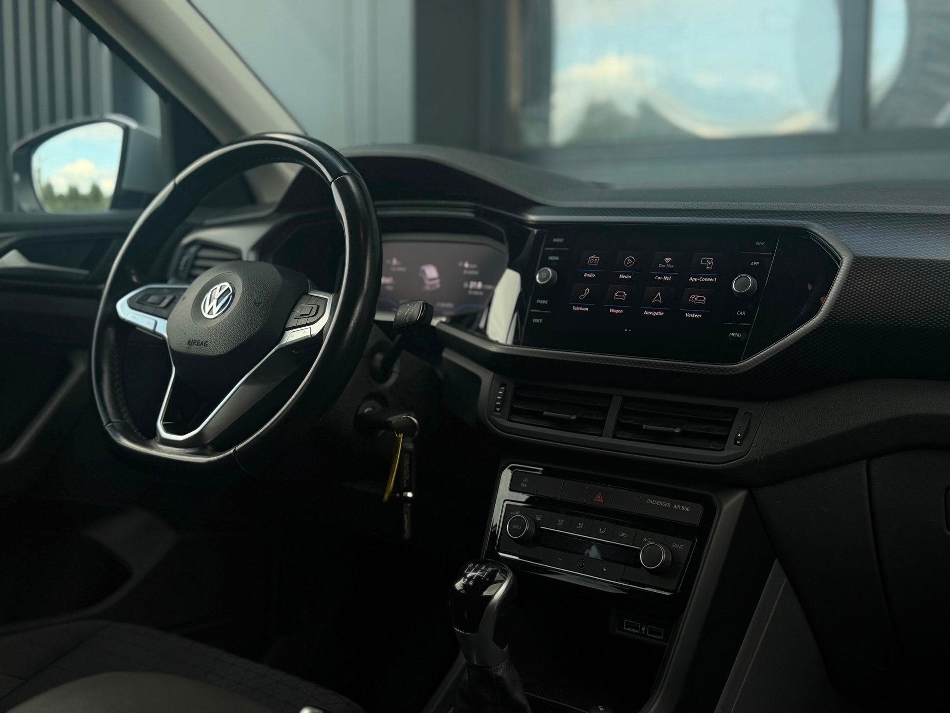 Volkswagen T-Cross 1.0 TSI Life | Carplay | LaneAssist | ACC, Auto's, Voorwielaandrijving, T-Cross, Euro 6, 95 pk