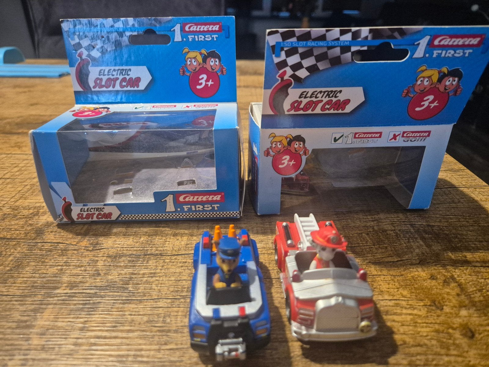 Carrera First Paw Patrol raceauto's - Chase & Marshall, Ophalen of Verzenden, Gebruikt