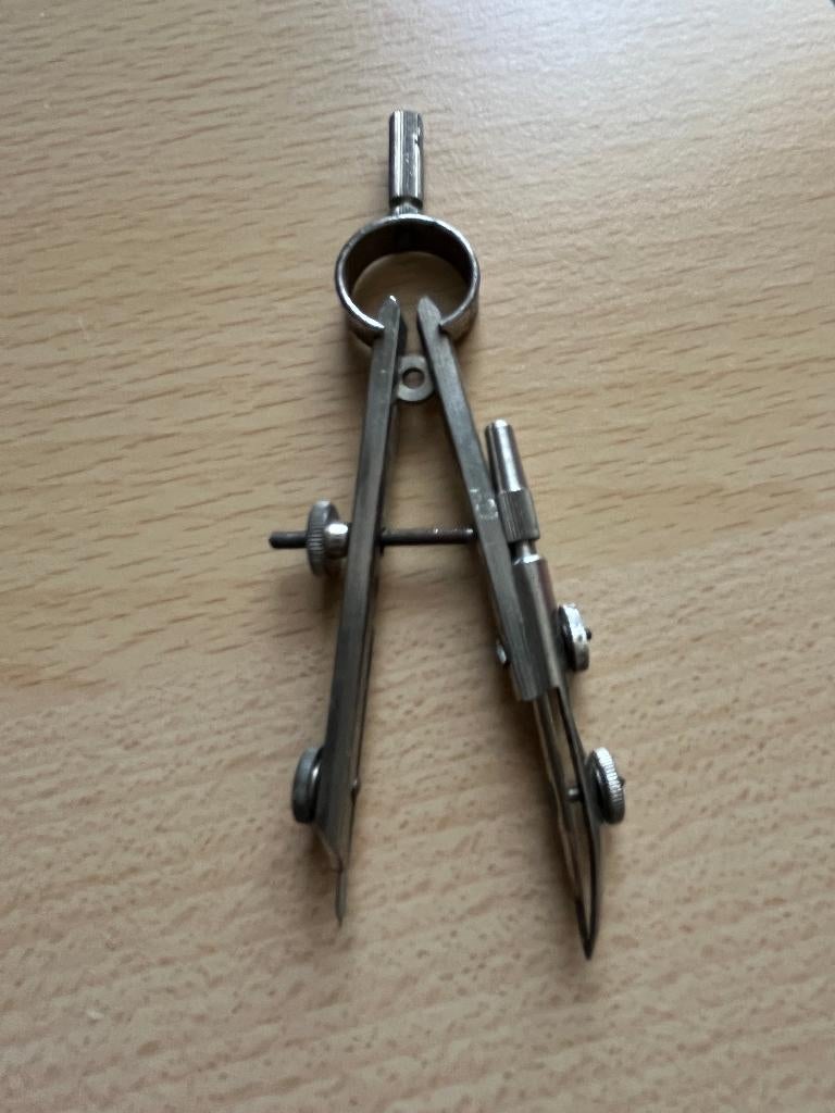 passer een heel oud exemplaar, Hobby en Vrije tijd, Tekenen, Ophalen of Verzenden, Gebruikt, Overige typen