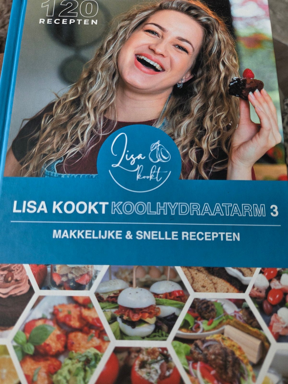 Lisa Tennebroek - Lisa kookt koolhydraatarm 3, Boeken, Kookboeken, Ophalen of Verzenden, Nieuw, Lisa Tennebroek