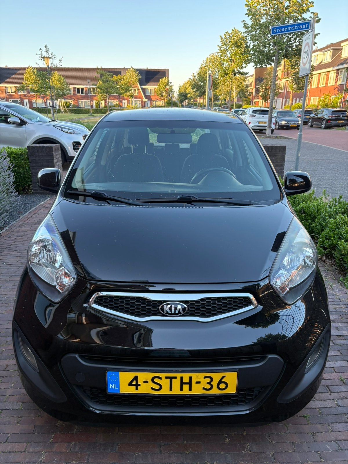 Kia Picanto 1.0 Cvvt 5-DRS 2014 Zwart, Voorwielaandrijving, 400 kg, Zwart, Origineel Nederlands