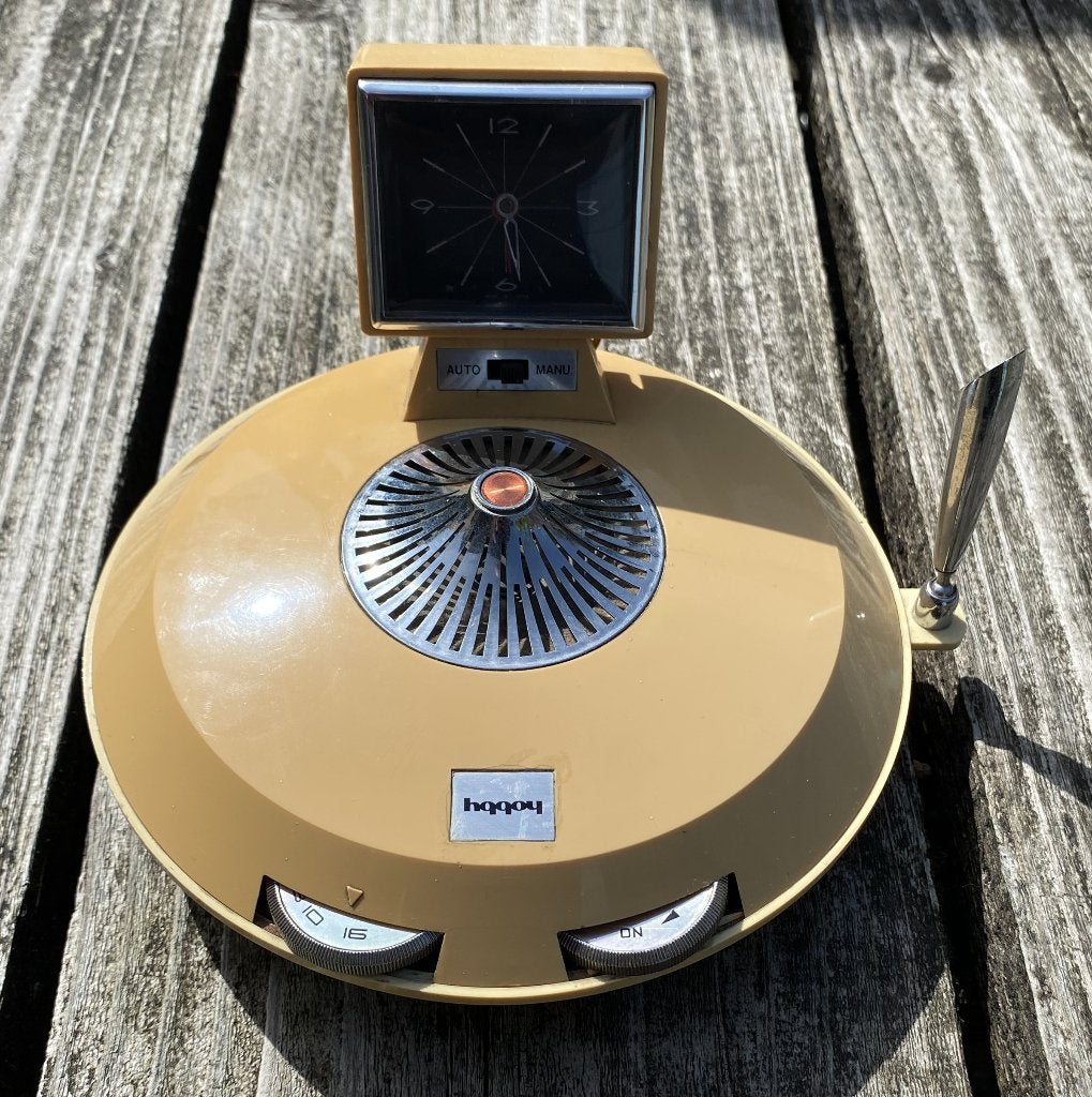 Leuke Hobby Wekker Radio - vintage retro space age sixties, Antiek en Kunst, Antiek | Tv's en Audio, Ophalen of Verzenden