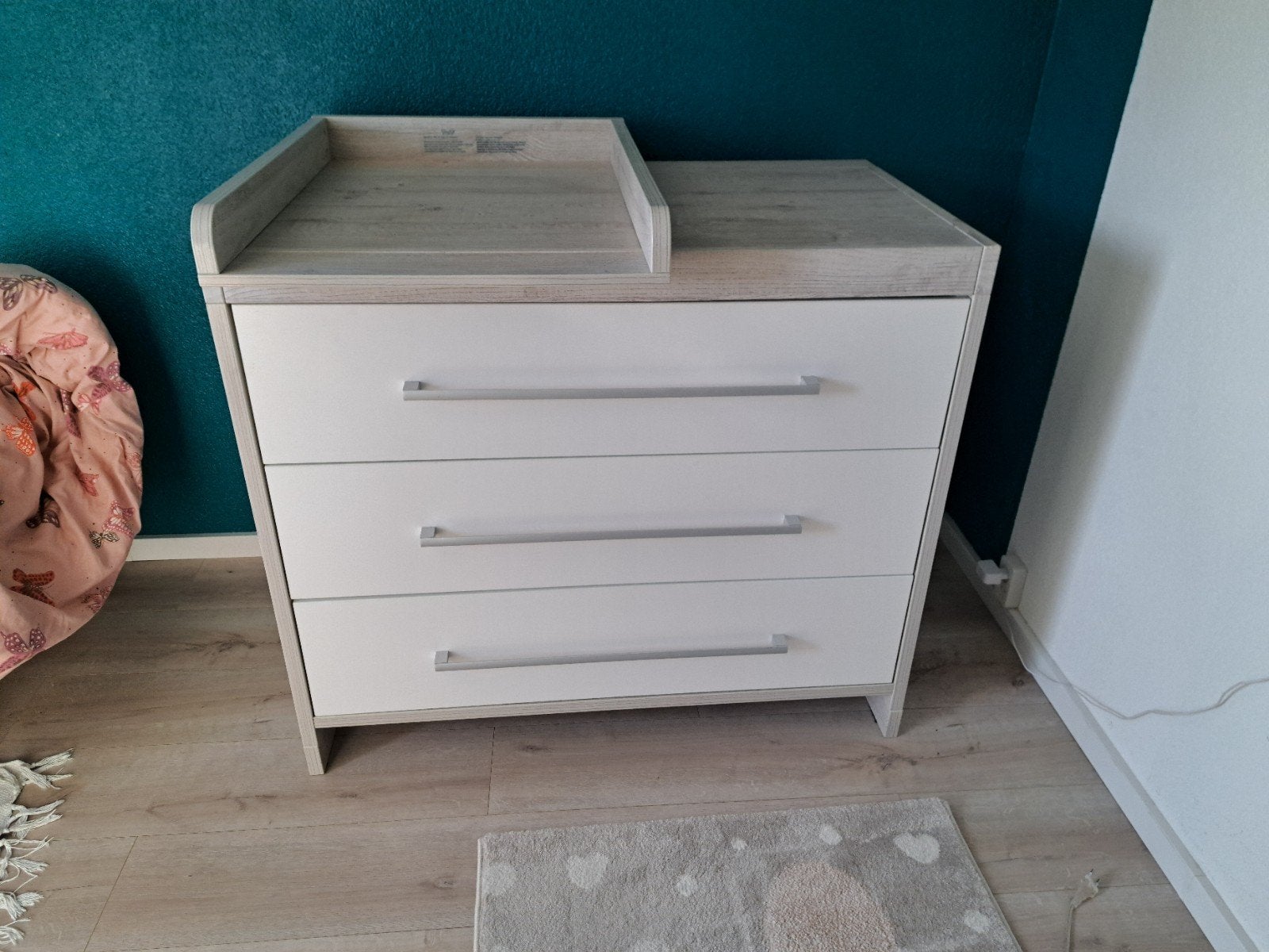 Stevige commode, deels gedemonteerd, Kinderen en Baby's, Kinderkamer | Commodes en Kasten, Ophalen, Gebruikt, 50 tot 70 cm, 75 tot 100 cm