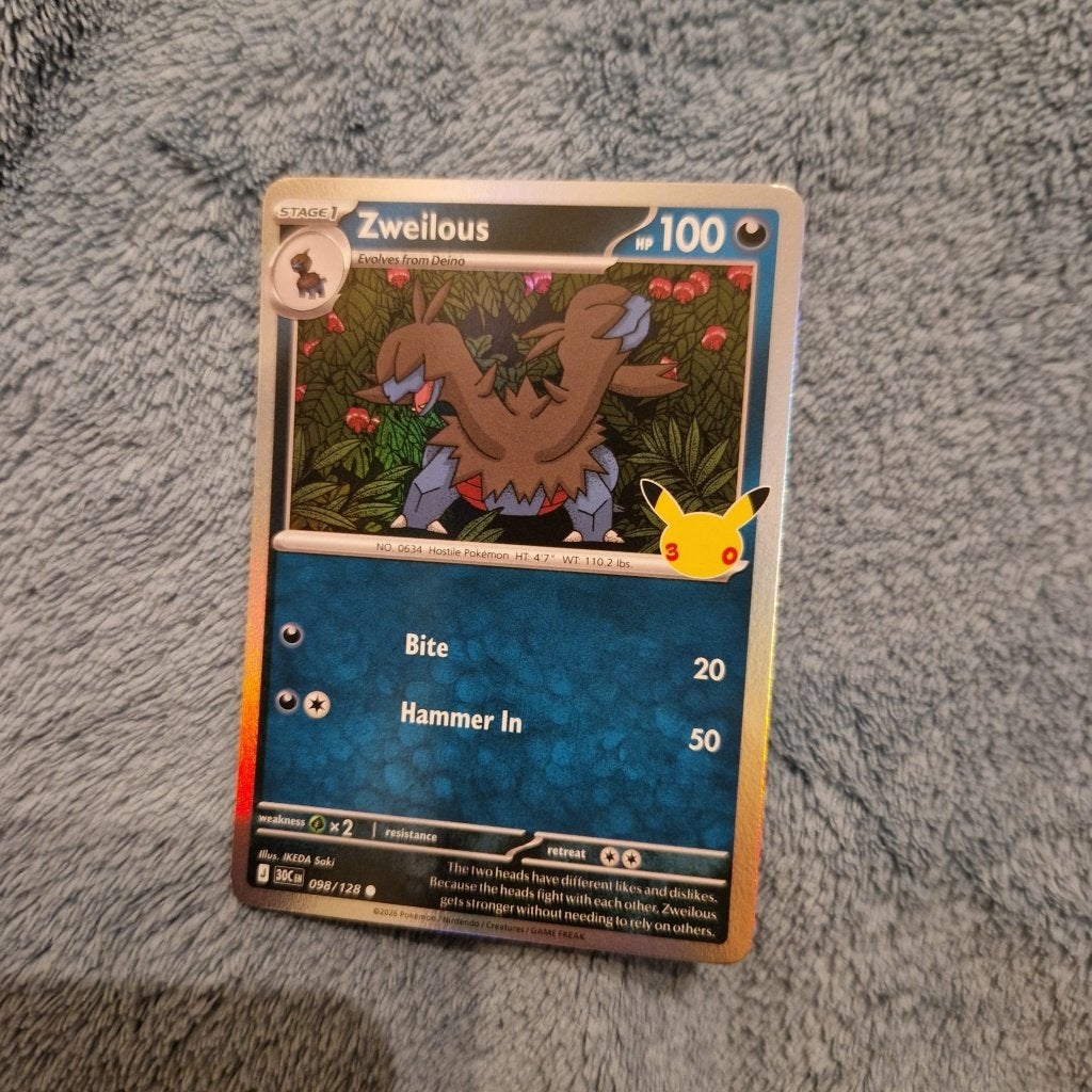 Zweilous 098/128 Pokémon 30th Celebration holo, Ophalen of Verzenden, Zo goed als nieuw, Losse kaart, Foil