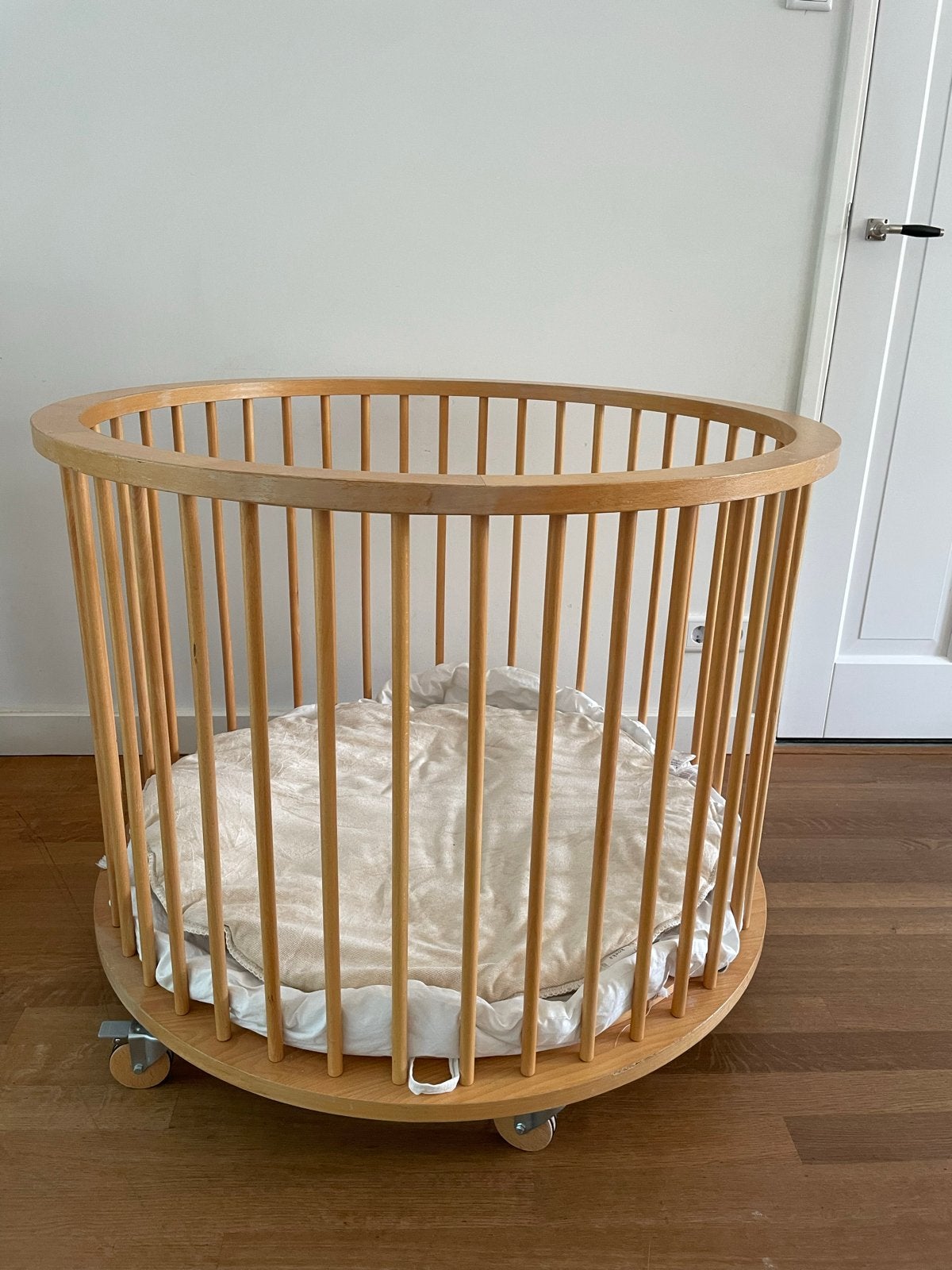 Bopita ronde houten box met Koeka boxkleed, Kinderen en Baby's, Ophalen, Rond, In hoogte verstelbaar