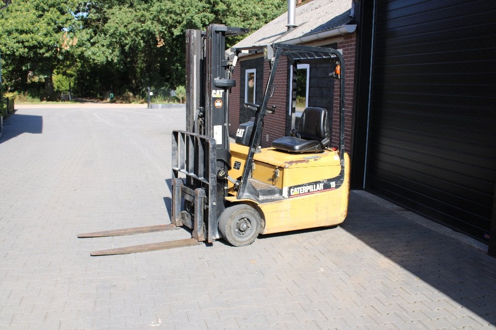 caterpillar EP15 heftruck elektrische triplex sidesift, Caterpillar, Heftruck, Ophalen of Verzenden, 1000 tot 2000 kg