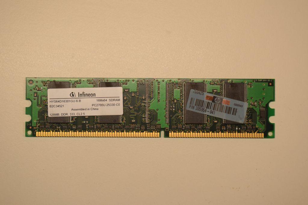 Infineon 128 MB DDR geheugen, Computers en Software, RAM geheugen, Gebruikt, Ophalen of Verzenden, DDR, Desktop