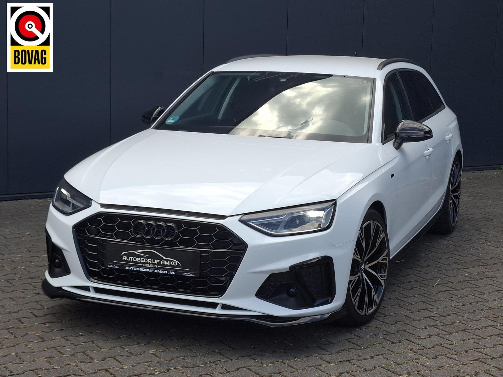 Audi A4 Avant 35 TFSI S edition LEDER / MEMORY / DAB / CARPL, Gebruikt, Euro 6, 4 cilinders, A4