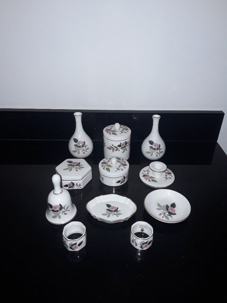 Wedgwood Hathaway Rose, Verzenden