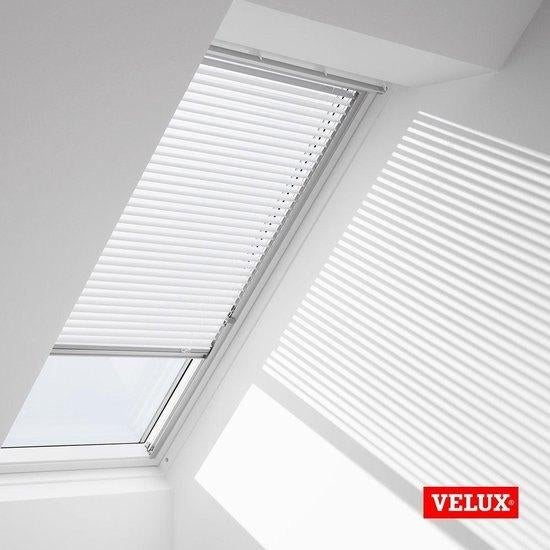VELUX jaloezie GGU SK06, Huis en Inrichting, Stoffering | Gordijnen en Lamellen, Zo goed als nieuw, 100 tot 150 cm, 100 tot 150 cm