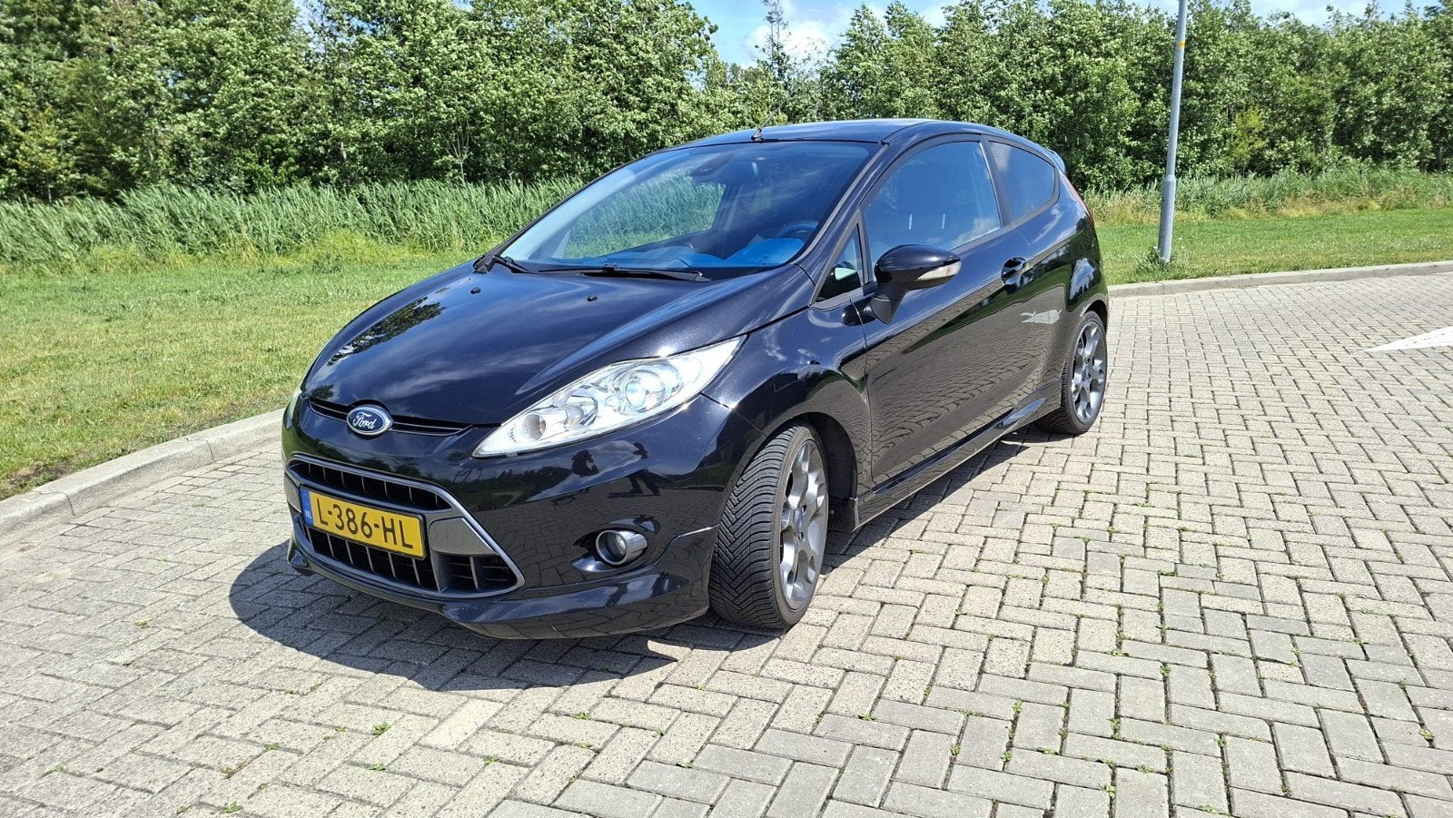 Ford Fiësta 1.6 Ti-vct 88KW 3DR 2009 Zwart, Auto's, 1596 cc, 31 €/maand, 4 cilinders, Zwart