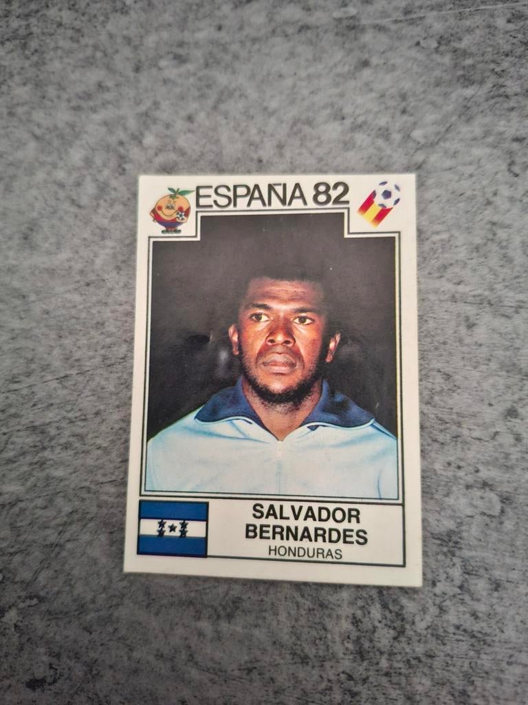 Panini sticker WK 82 Espana. Salvador Bernardes Honduras., Verzenden, Zo goed als nieuw, Sticker