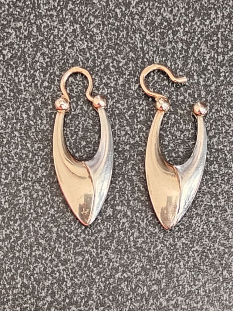 Tweekleurige zilveren (verguld) oorbellen hangers, Sieraden, Tassen en Uiterlijk, Oorbellen, Hangers, Nieuw, Ophalen of Verzenden