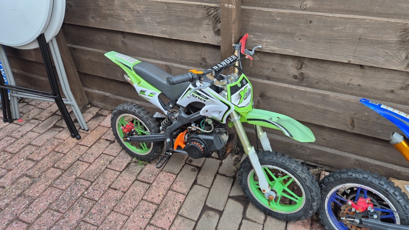 50cc Minicrosser - Nette staat, loopt goed, Fietsen en Brommers, Ophalen, Gebruikt, 49 cc, Schijfrem