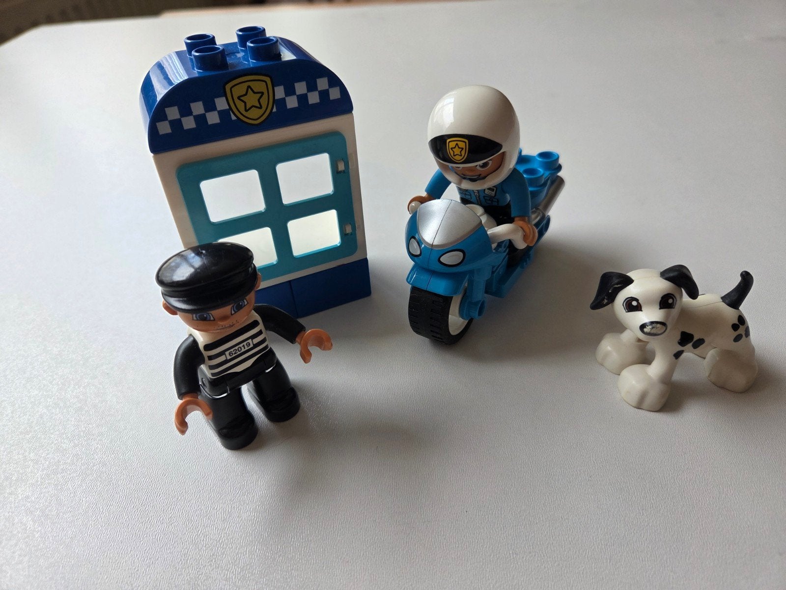 Duplo motor politie met boef, Ophalen of Verzenden, Gebruikt, Duplo