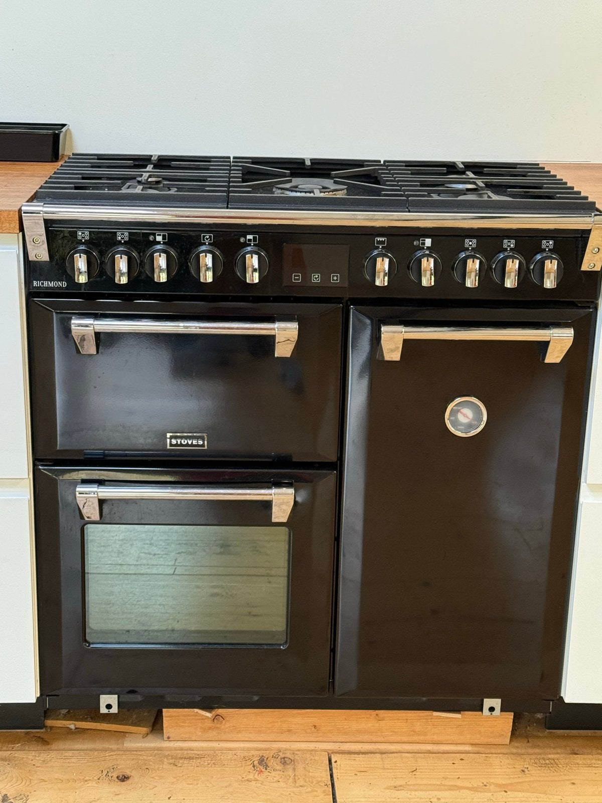 Richmond Stoves Fornuis - Zwart, Gas met Dubbele Oven, Ophalen, Gebruikt, 60 cm of meer, Grill