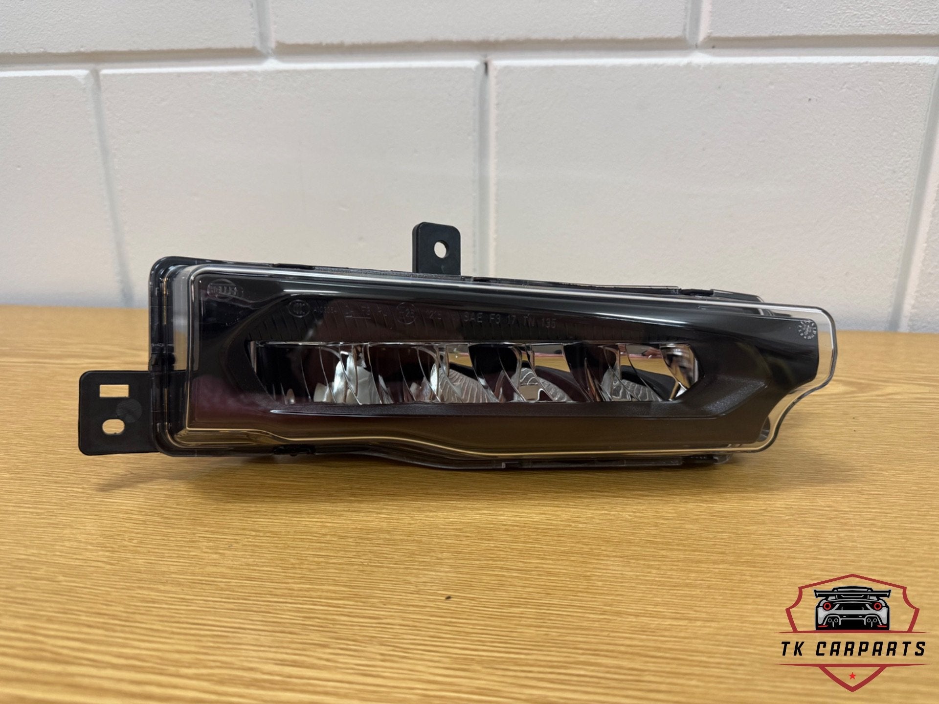 Bmw x3 G01 led mistlamp rechts 9492772-01, Petuelring 130
80788  Munich, DE, Info@bmw.de, Nieuw, Ophalen of Verzenden