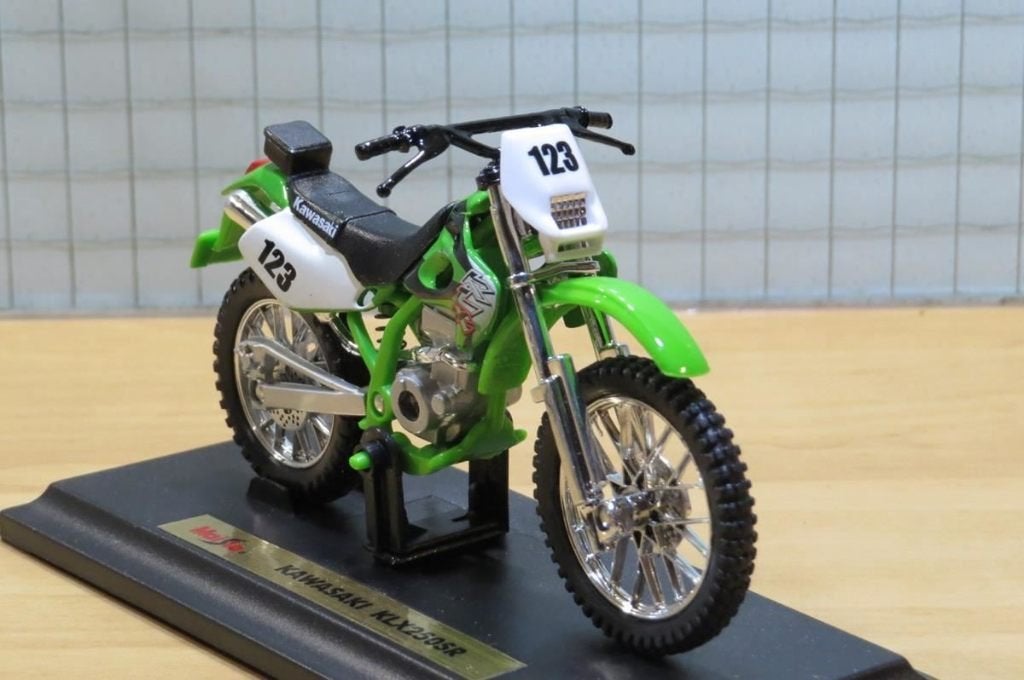 Kawasaki KLX250SR 1:18 Maisto, MayCheong, Maisto, Nieuw, Ophalen of Verzenden