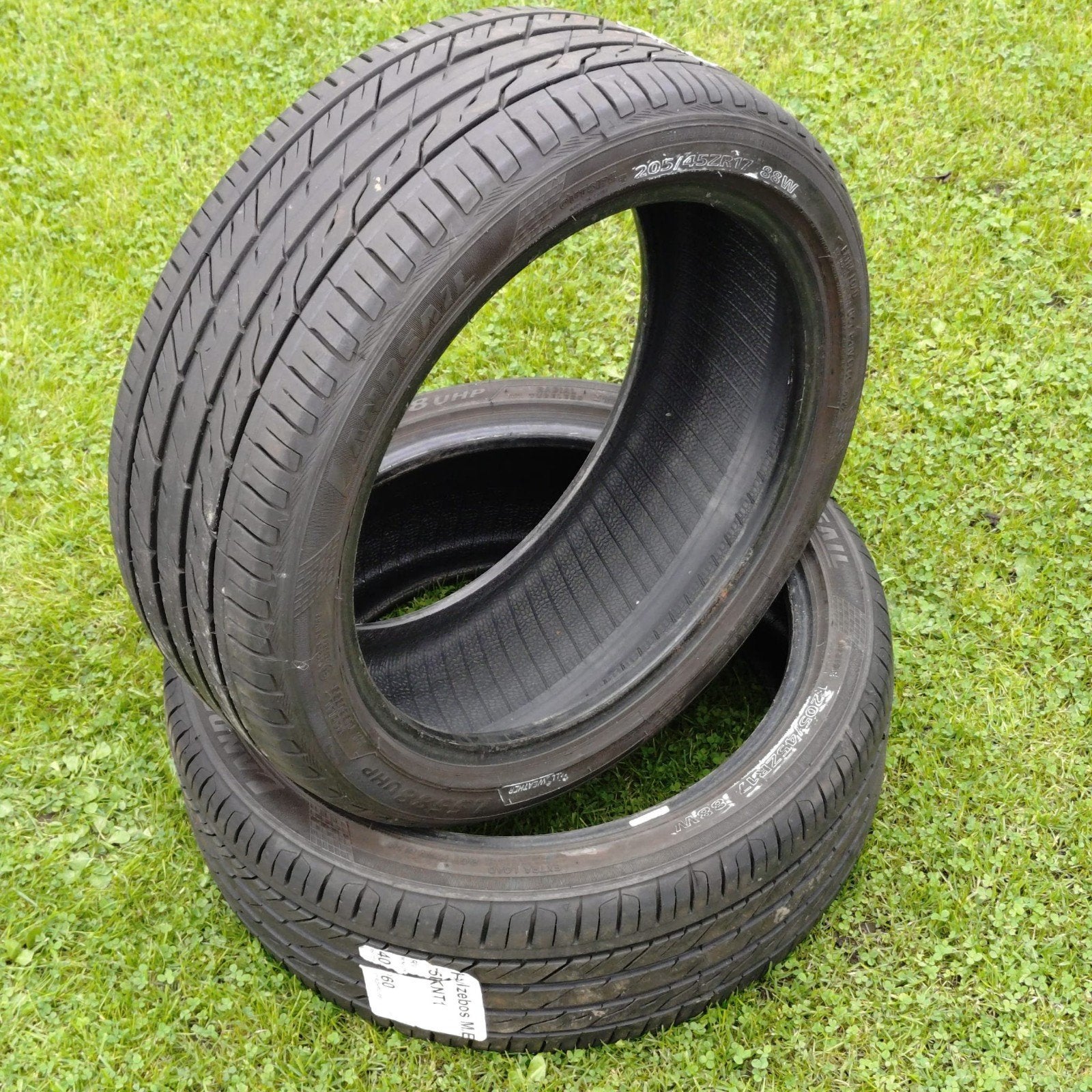 2x Landsail All Season banden 17 inch, Auto-onderdelen, Ophalen, Gebruikt