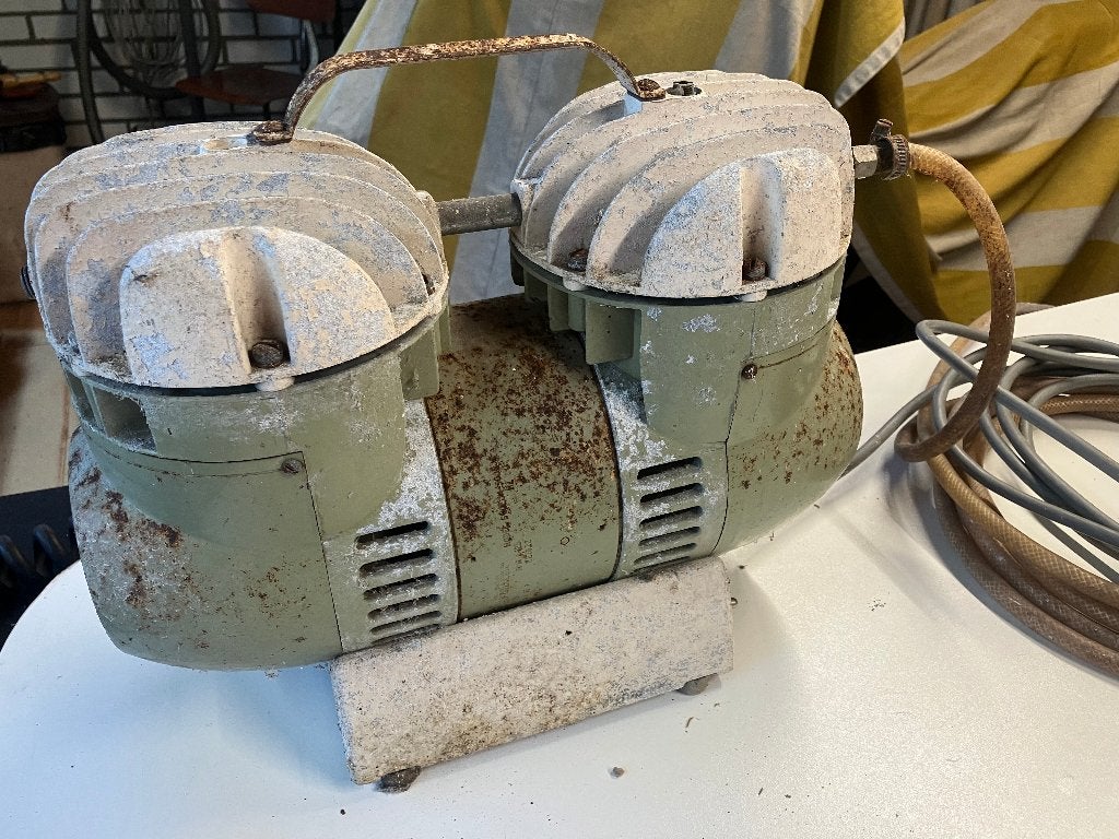Pomp voor verf spuiten, Gebruikt, Sprayvit, Sprayvit, Verfspuit of Verfpomp