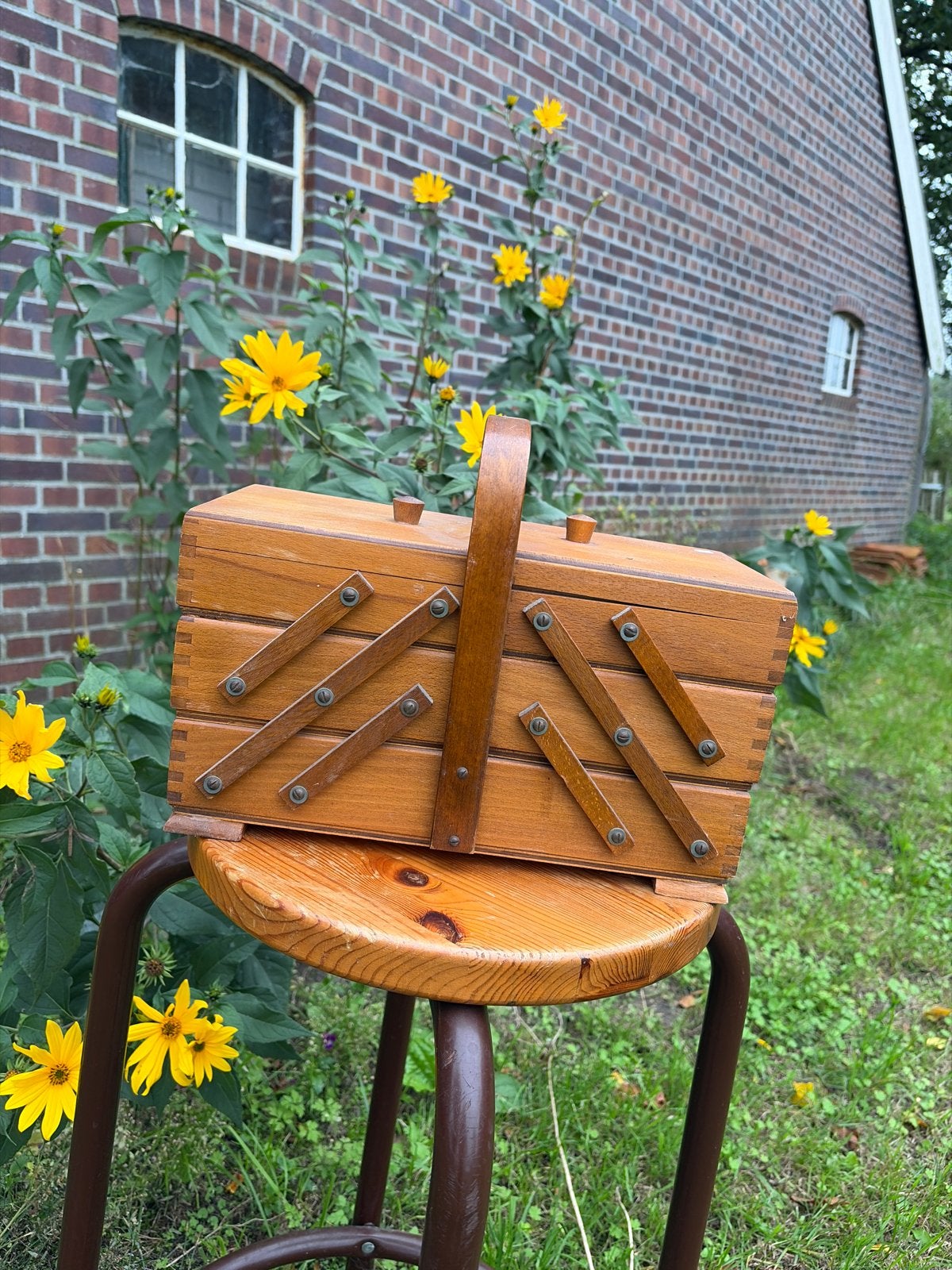 Vintage houten naaidoos - harmonica model, Hobby en Vrije tijd, Ophalen, Gebruikt, Overige typen