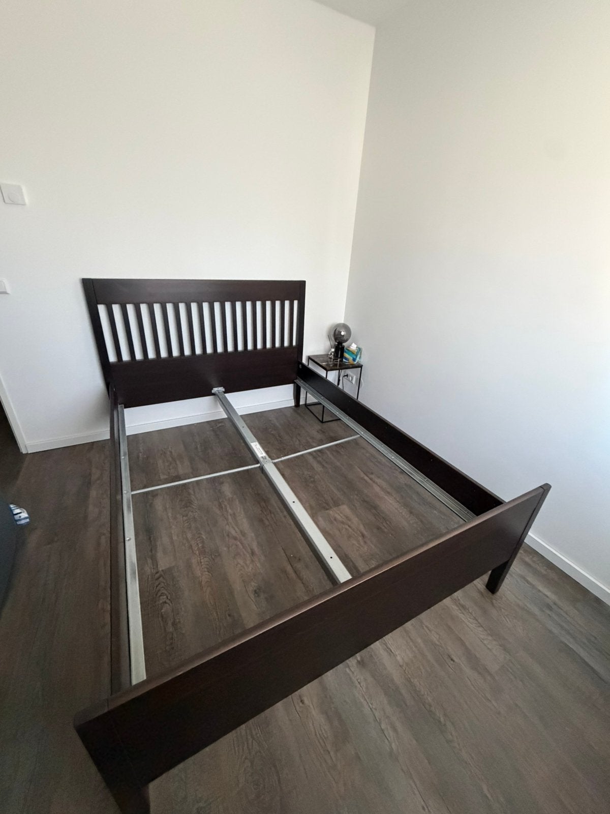 Ikea idanäs bedframe bruin 140x200, Ophalen, Tweepersoons, 140 cm, Zo goed als nieuw
