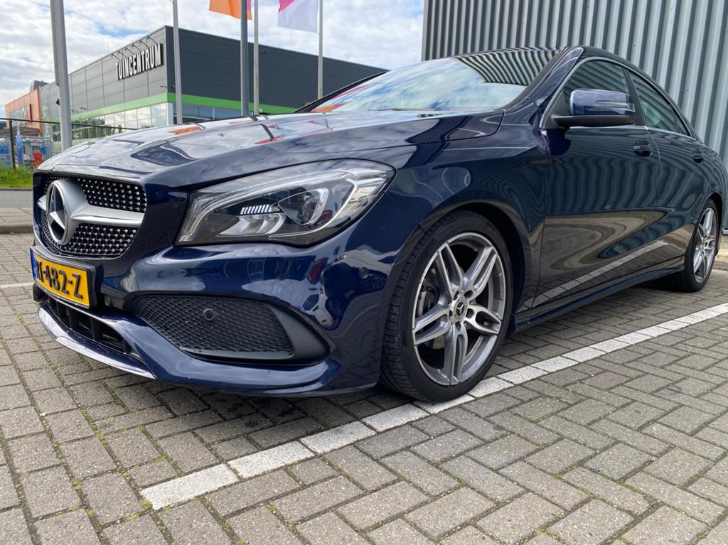 Mercedes-Benz CLA AMG 180 Business solution 2018 Blauw, Auto's, Mercedes-Benz, 4 cilinders, 715 kg, Blauw, Alcantara