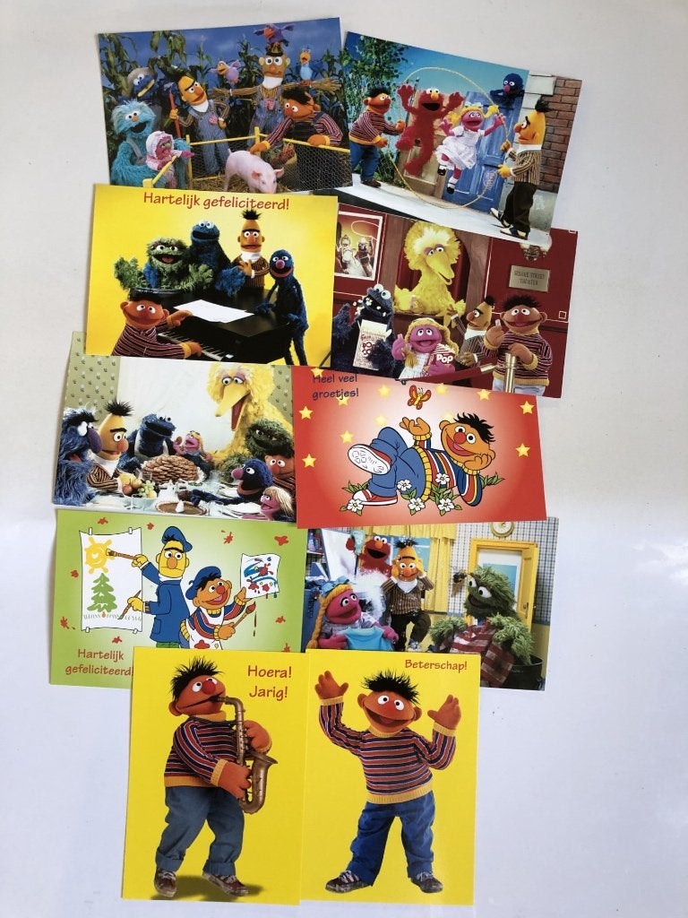 SESAMSTRAAT 10 leuke ansichtkaarten nieuw en origineel!, Ophalen of Verzenden, 1980 tot heden, Ongelopen, Cultuur en Media