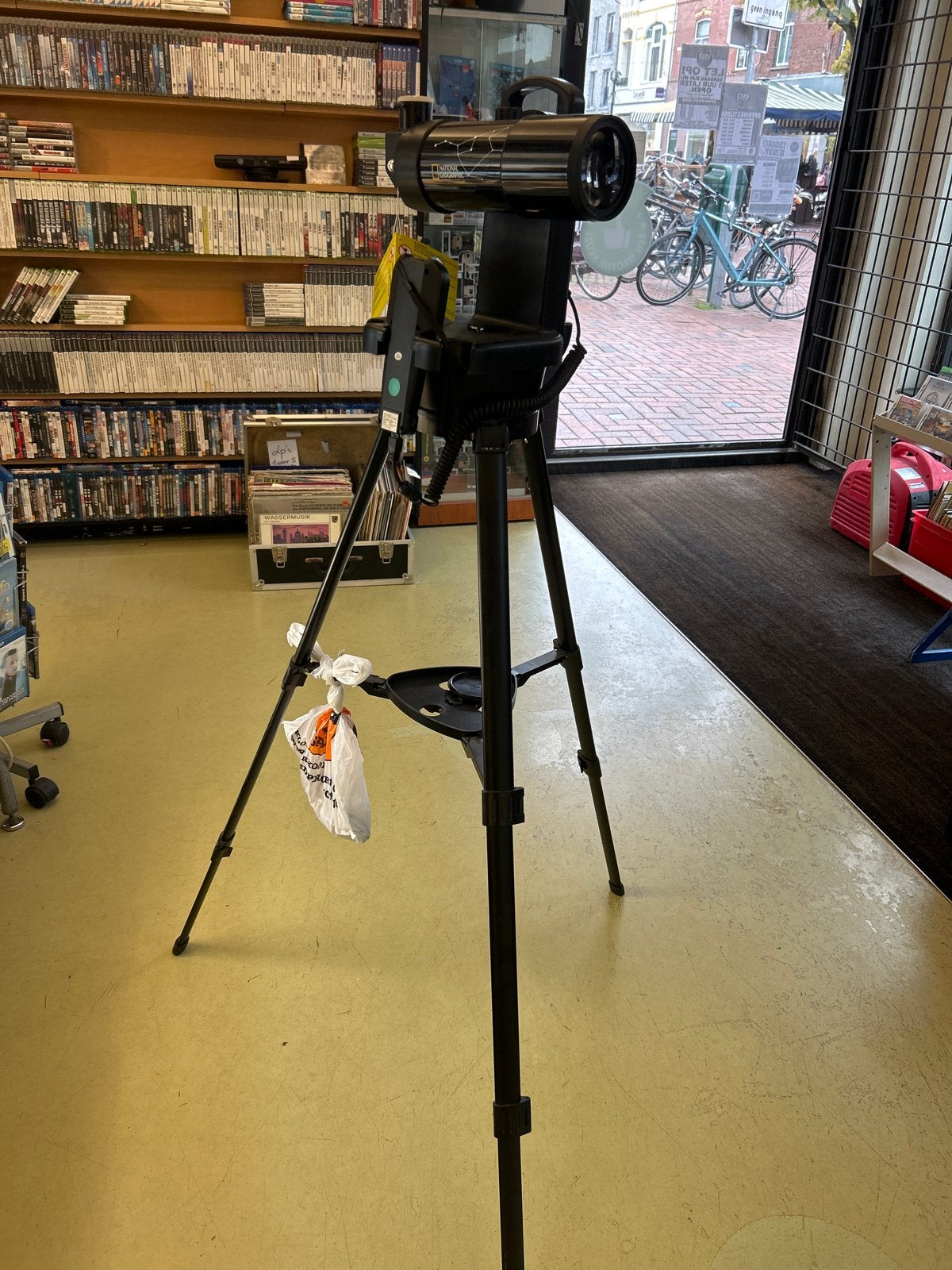 National Geographic Automatische Telescoop 70mm met Statief, Audio, Tv en Foto, Ophalen, Lenzentelescoop (refractor), Met statief