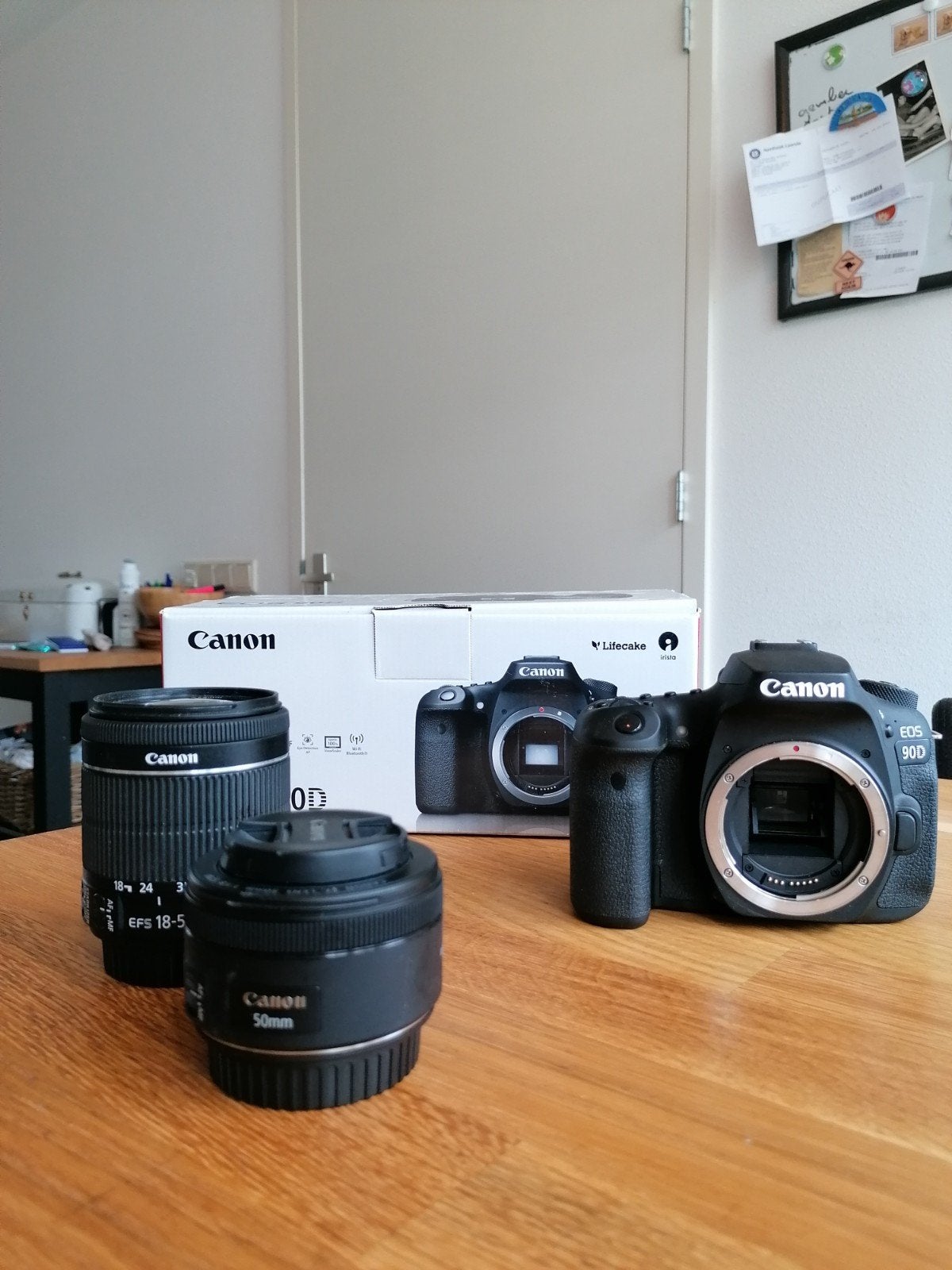 Canon 90D met 18-55mm kitlens en 50mm f/1.8 lens, Ophalen, Gebruikt, Spiegelreflex, Beeldstabilisatie